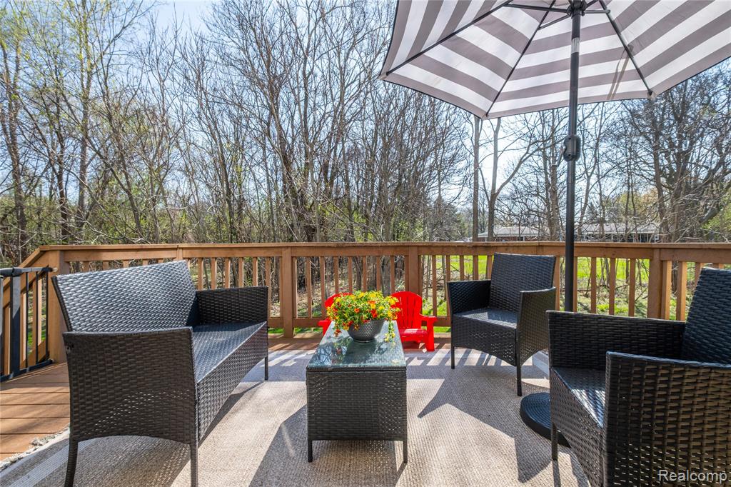 1375 Waverly Drive, White Lake, MI — Photo 24