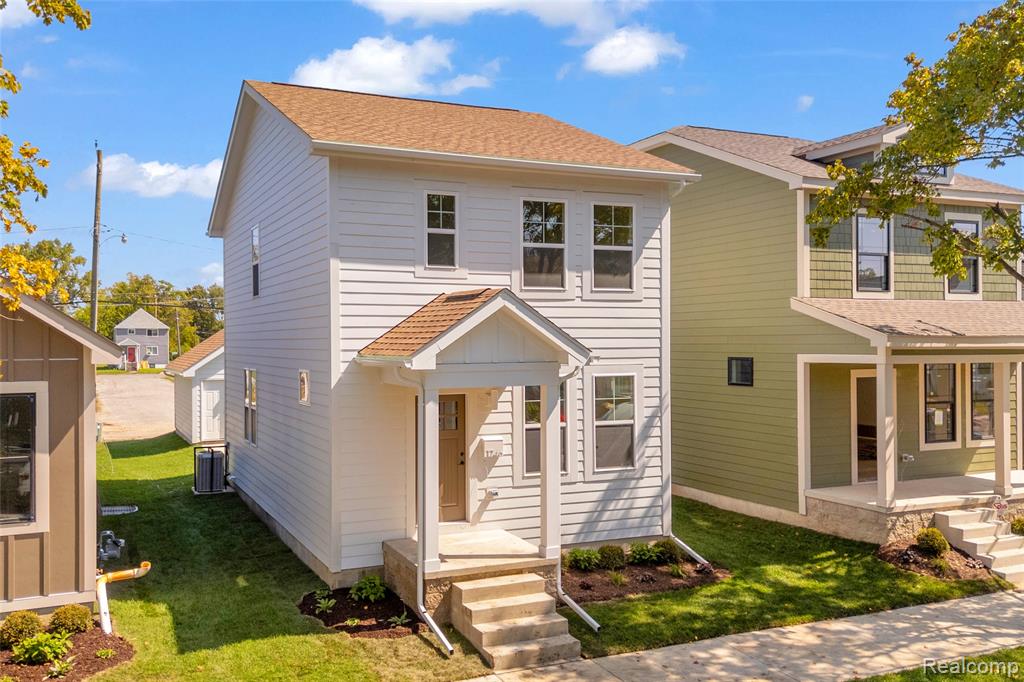 1746 Fischer Street, Detroit, MI 48214 — Photo 2