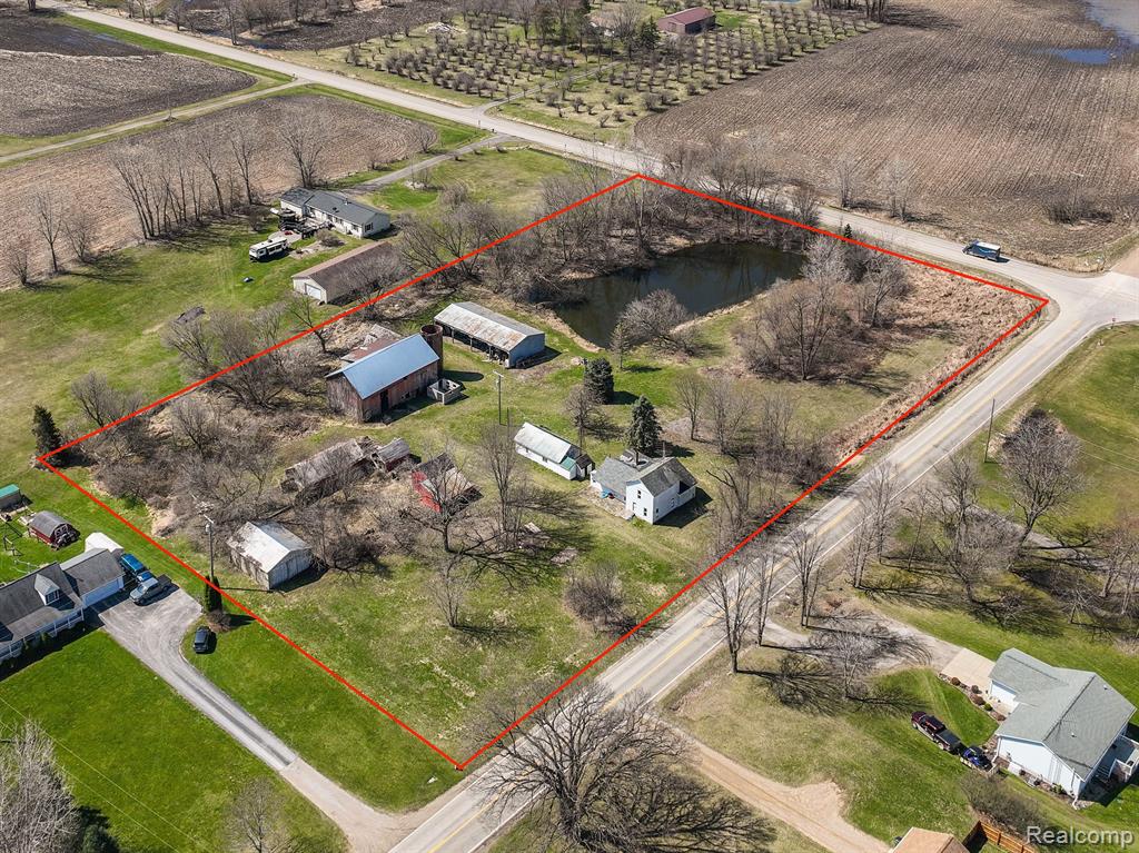9915 VAN BUREN Road, Fowlerville, MI 48836 — Photo 25