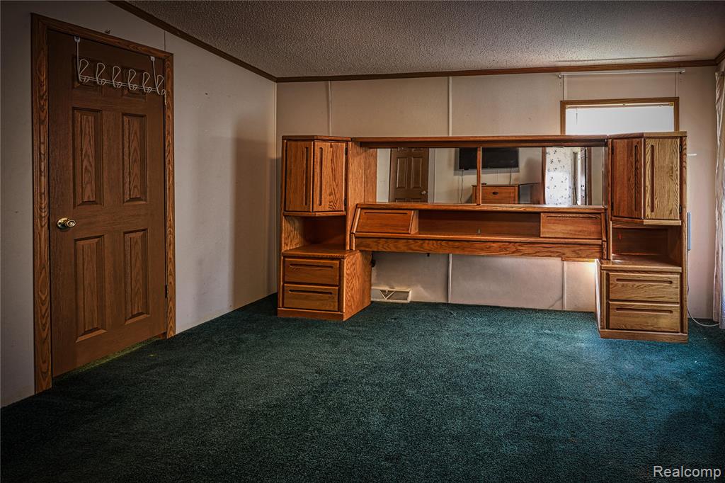 7208 Mapleview Circle E, Brown, MI 48416 — Photo 21