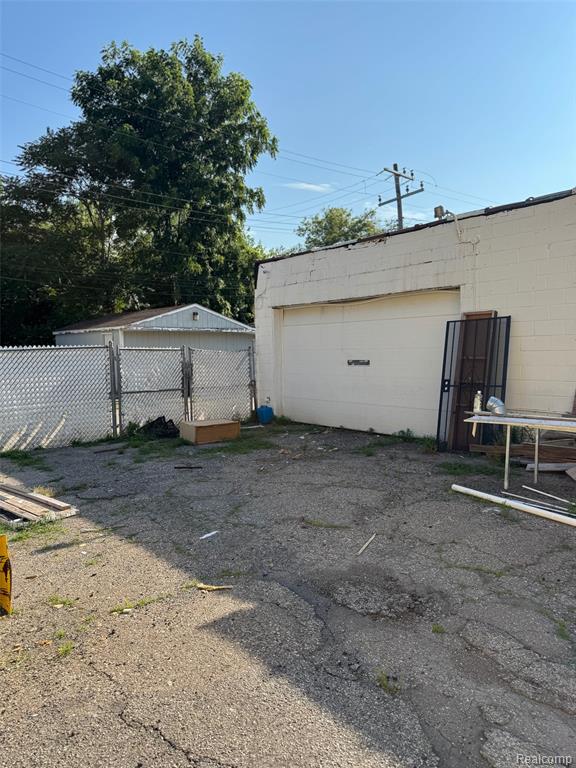 22234 Fenkell Street, Detroit, MI 48223 — Photo 3