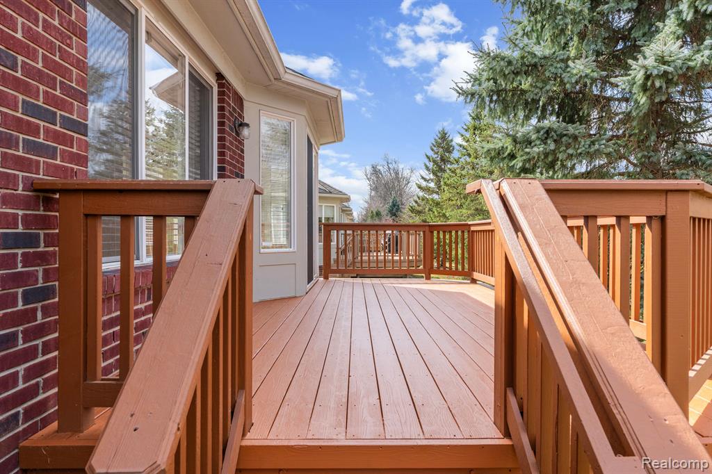 52497 WESTFIELD Drive, Macomb, MI 48042 — Photo 28