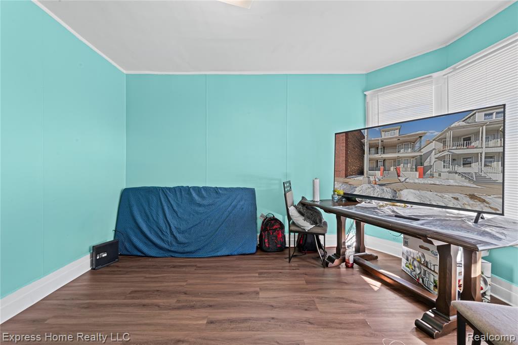3321 Holbrook Street, Hamtramck, MI 48212 — Photo 30