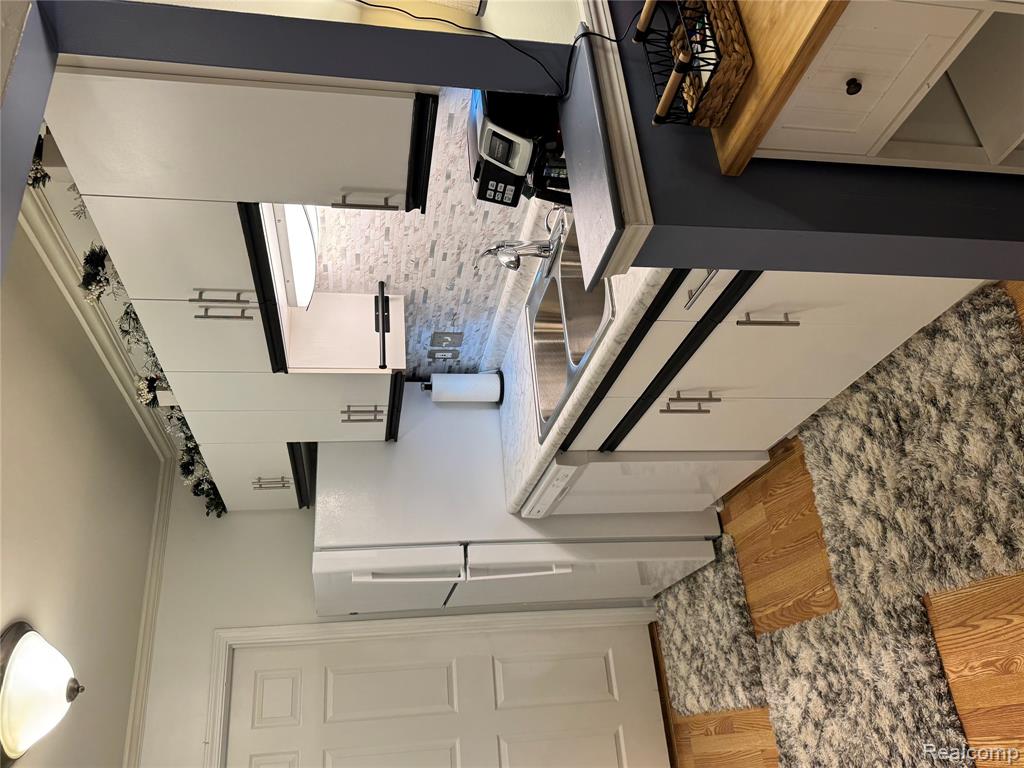 4165 Berkshire Drive, Sterling Heights, MI 48314 — Photo 11