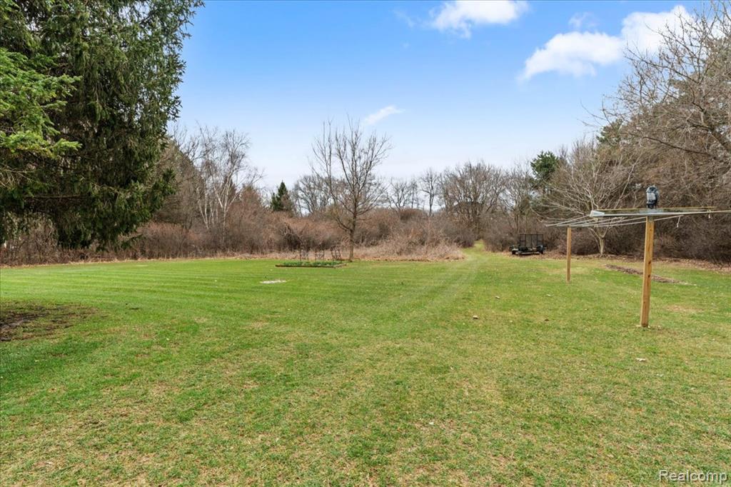 3555 W Drahner Road, Oxford, MI 48371 — Photo 8