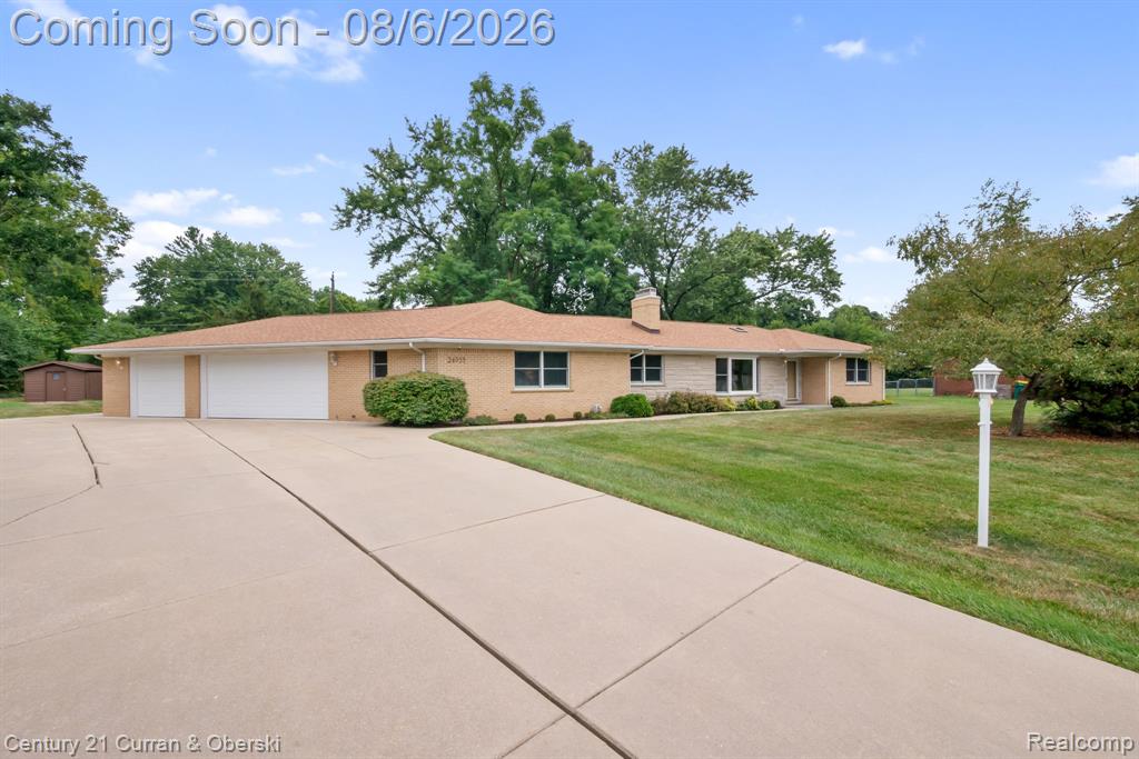 24935 Lakeland Street, Farmington, MI 48336