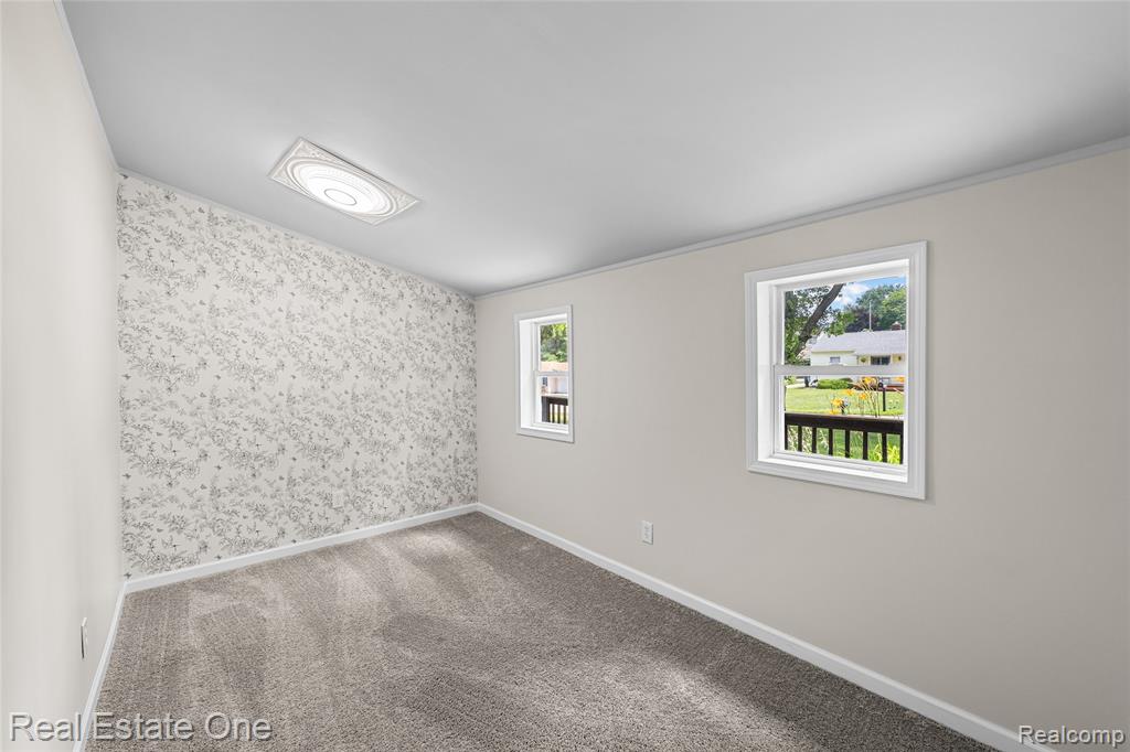 708 Birmingham Street, Lake Orion, MI 48362 — Photo 16
