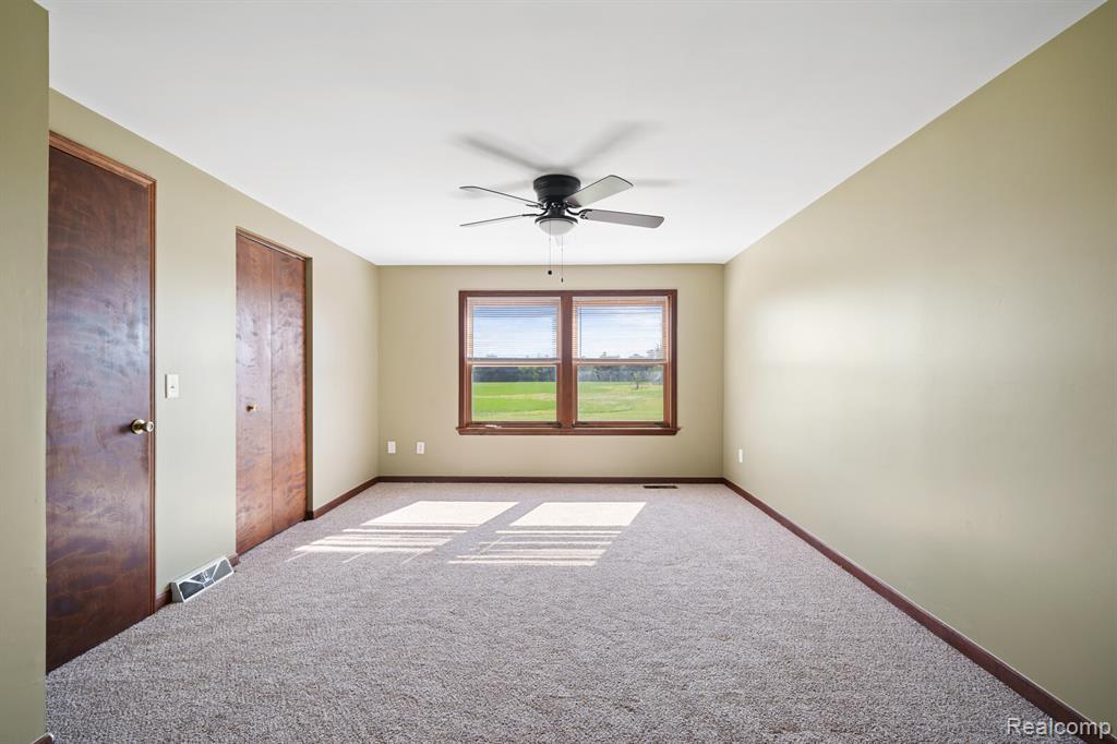 8038 Duquette Road, Brockway, MI 48097 — Photo 23