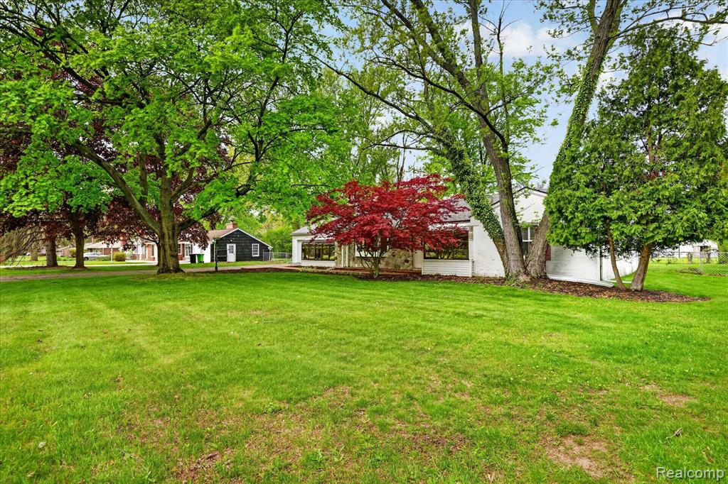 6576 Inkster Road, West Bloomfield, MI — Photo 56