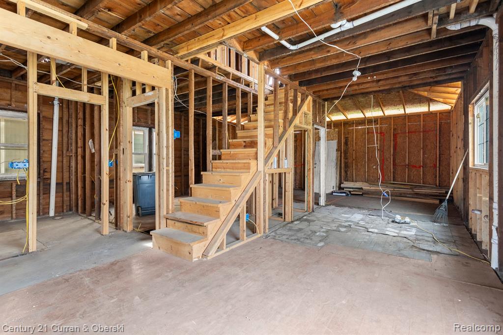 3010 S ANNABELLE Street, Detroit, MI 48217 — Photo 9