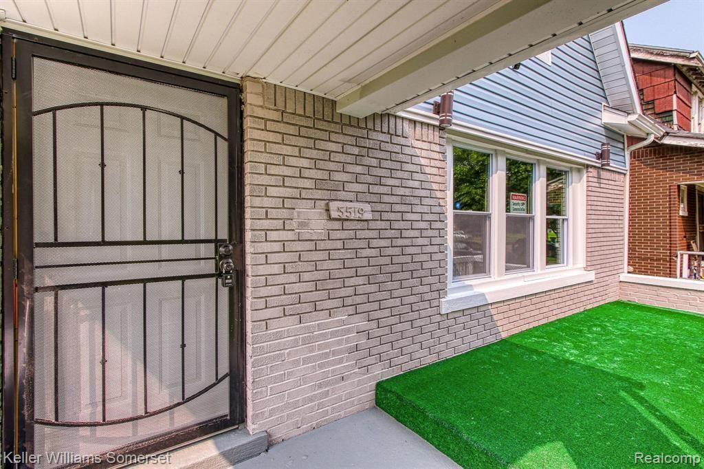 5519 EASTLAWN Street, Detroit, MI 48213 — Photo 6