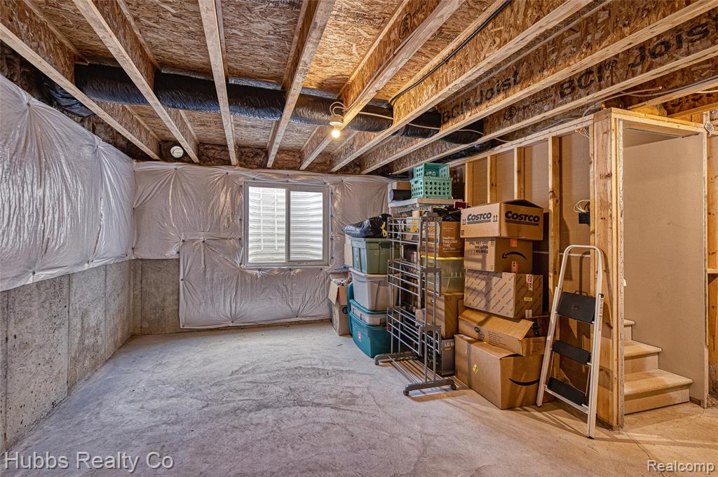 7340 Westminster Circle, Grand Blanc, MI 48439 — Photo 56