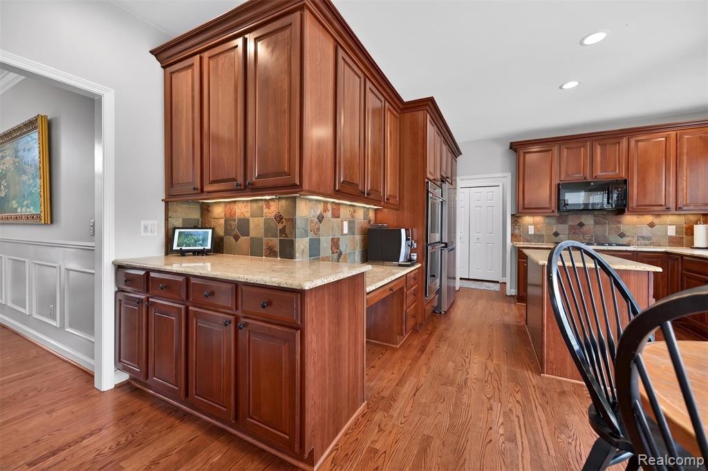 41621 Hempshire Street, Novi, MI — Photo 14