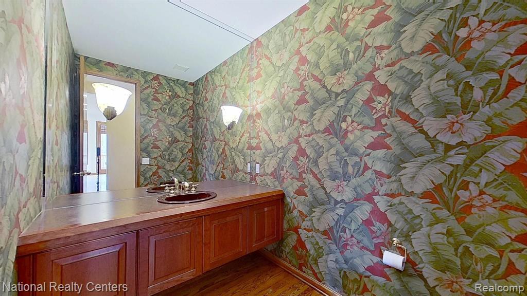4392 STONEVIEW Drive, West Bloomfield, MI — Photo 32