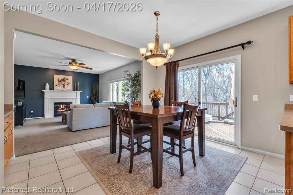 8560 Vista Court, Westland, MI — Photo 19