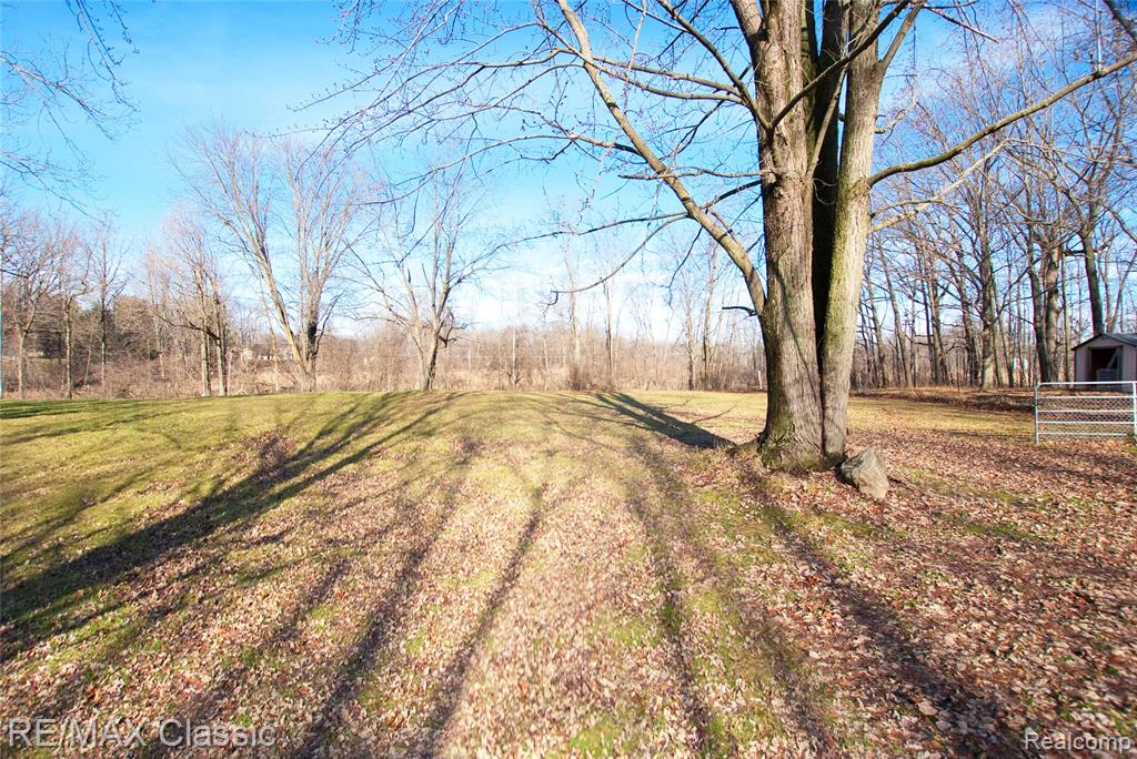 1315 W Marr Road, Howell, MI 48855 — Photo 27