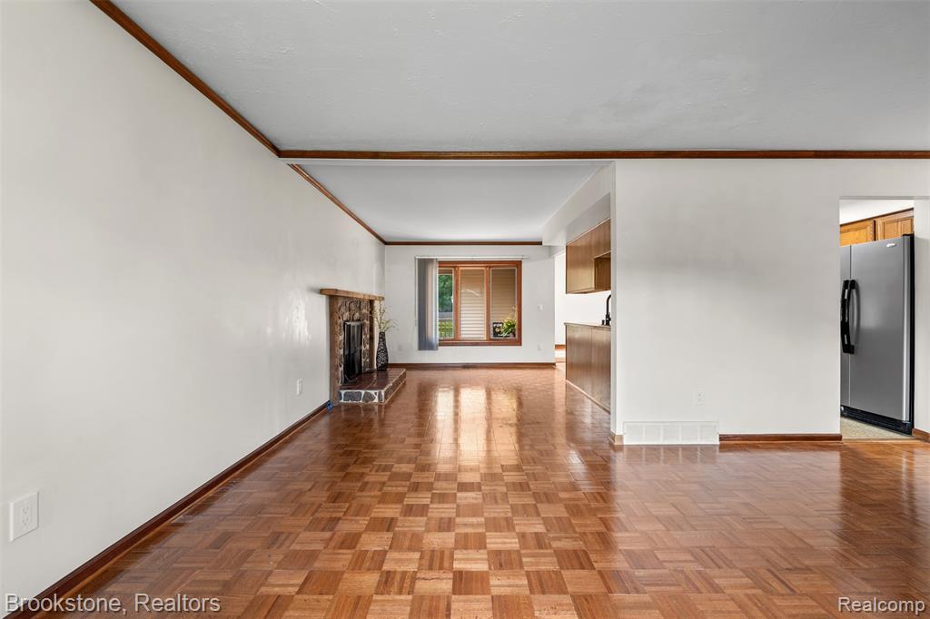 5315 Plymouth Street, Sterling Heights, MI 48310 — Photo 21