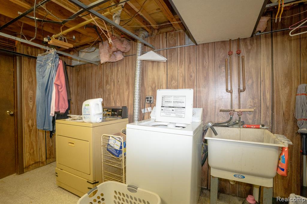 41381 Clayton Street, Clinton Twp, MI 48038 — Photo 24