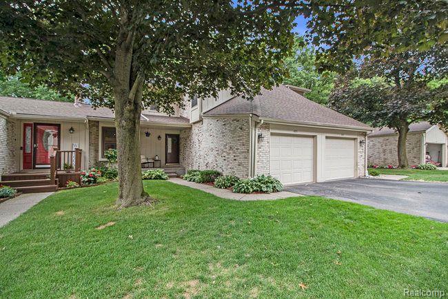 405 Forest Drive, Brighton, MI 48116 — Photo 2