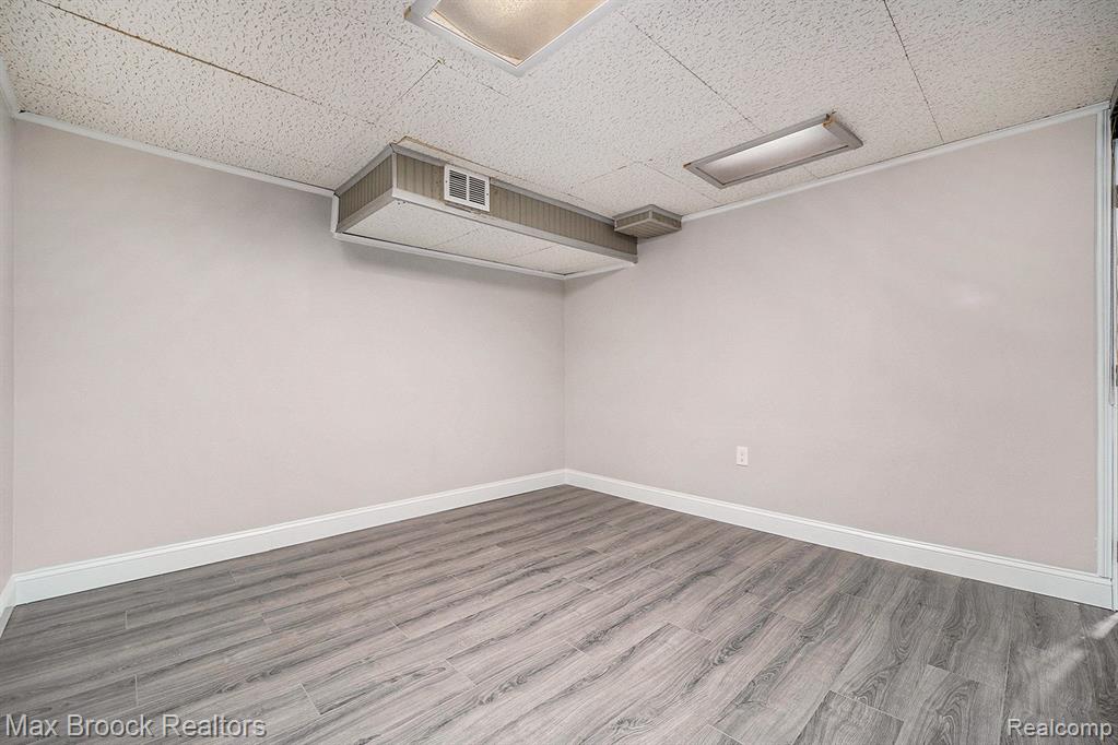 5005 CROOKS Road, 38, Royal Oak, MI 48073 — Photo 13