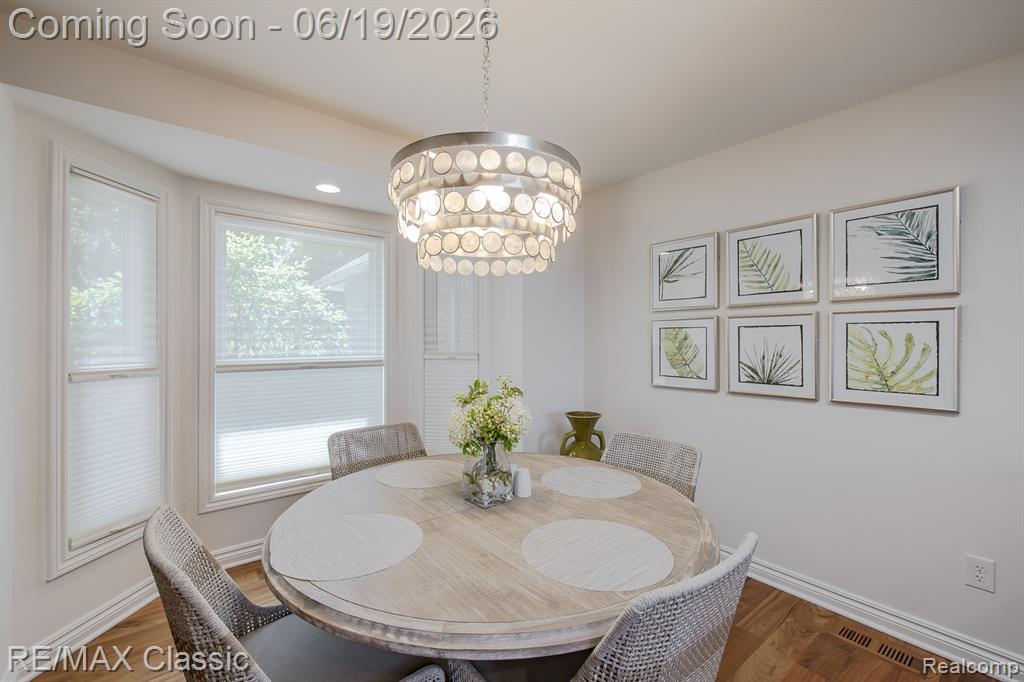 980 Sunset Drive, Waterford, MI 48328 — Photo 27