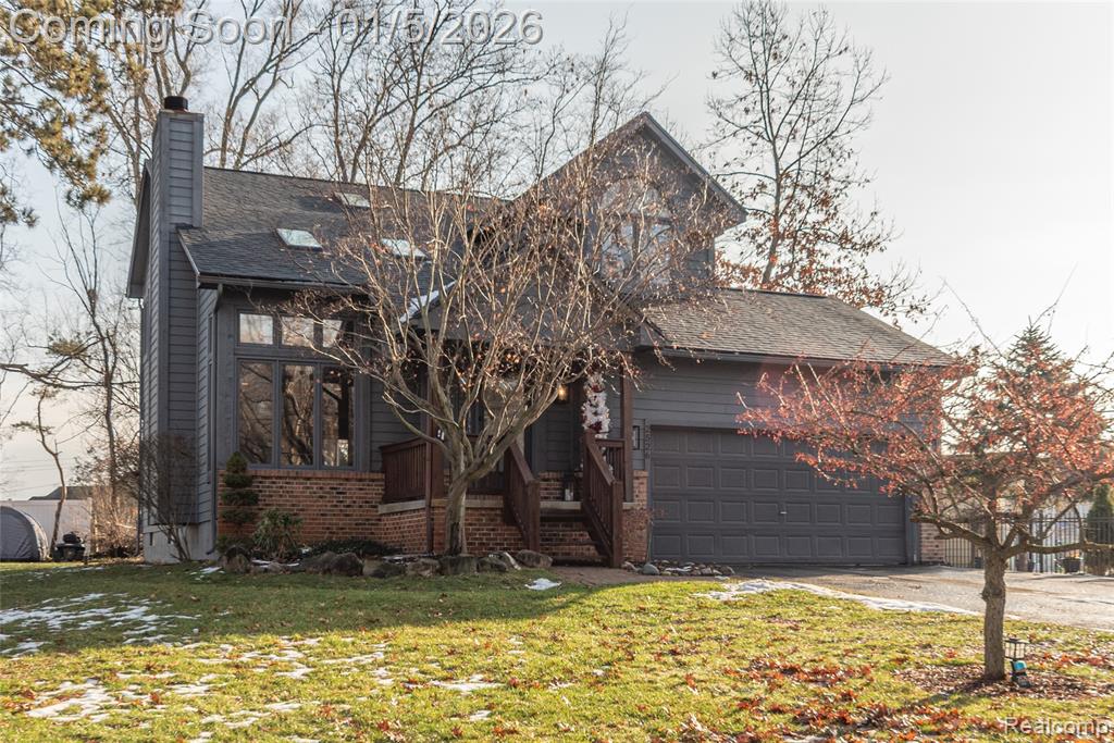 2526 Marchar Drive, Wolverine Lake, MI 48390 — Photo 2