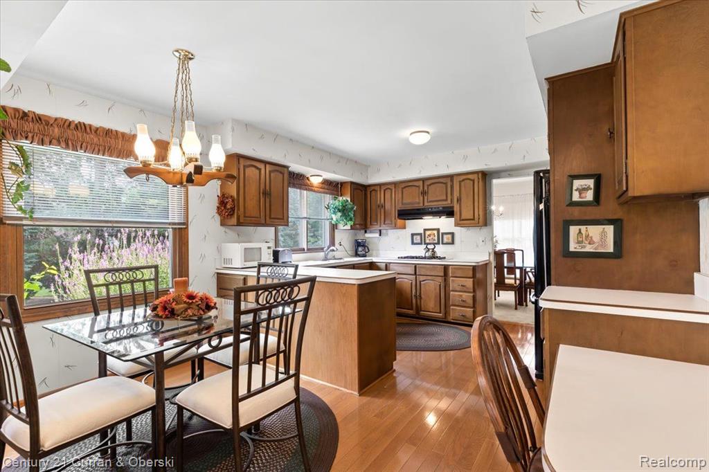 17000 WINCHESTER Drive, Northville, MI 48168 — Photo 10