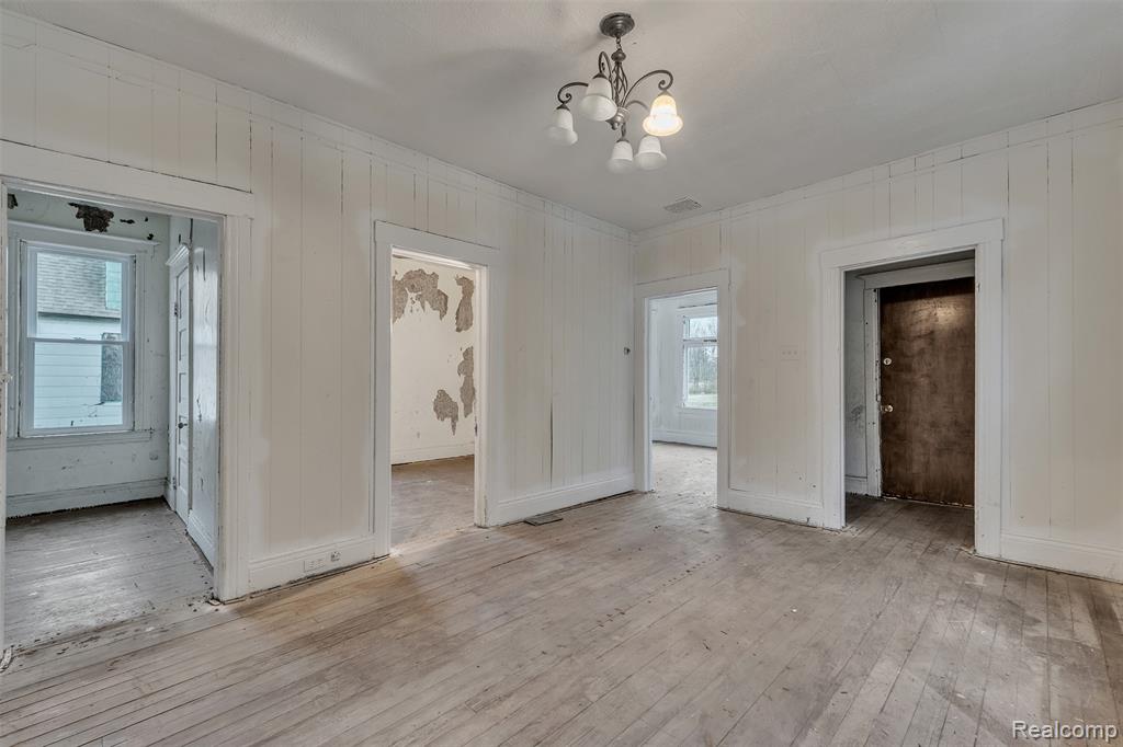 9333 Elsa Street, Detroit, MI 48214 — Photo 4