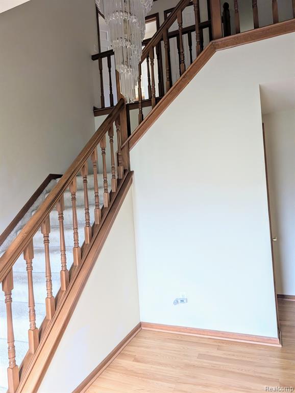 421 Buttercup Drive, Rochester Hills, MI 48307 — Photo 6