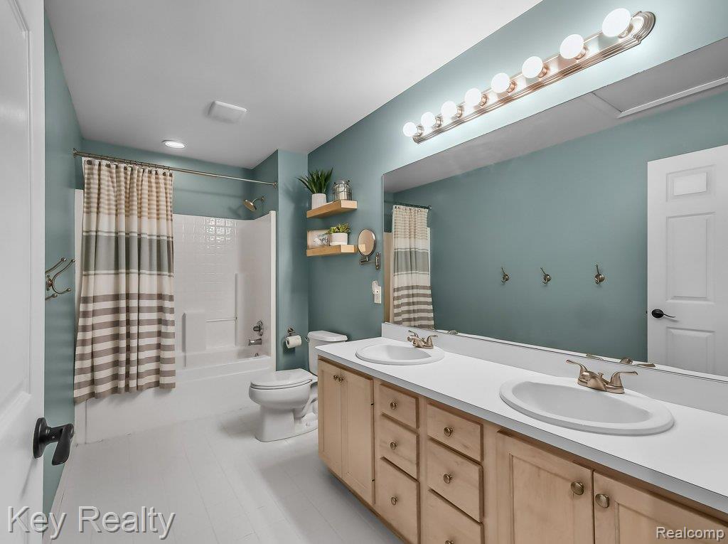 1345 Kennebec Court, Canton, MI 48187 — Photo 39