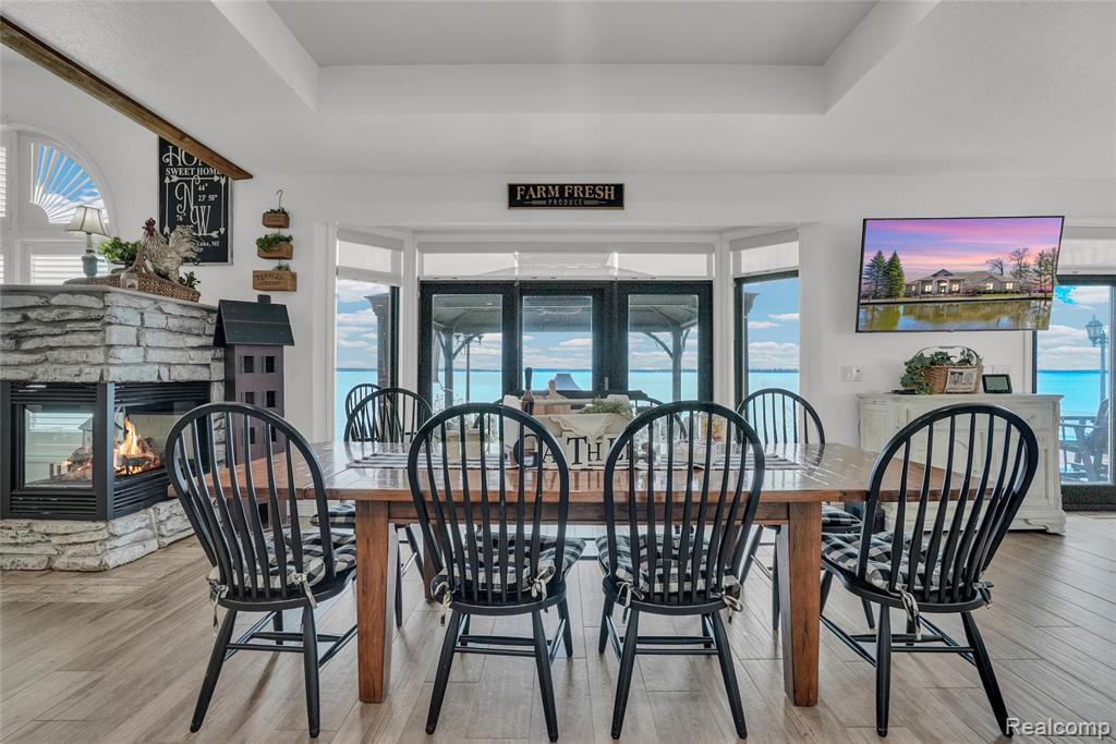 130 Whites Court, Houghton Lake, MI, 48629