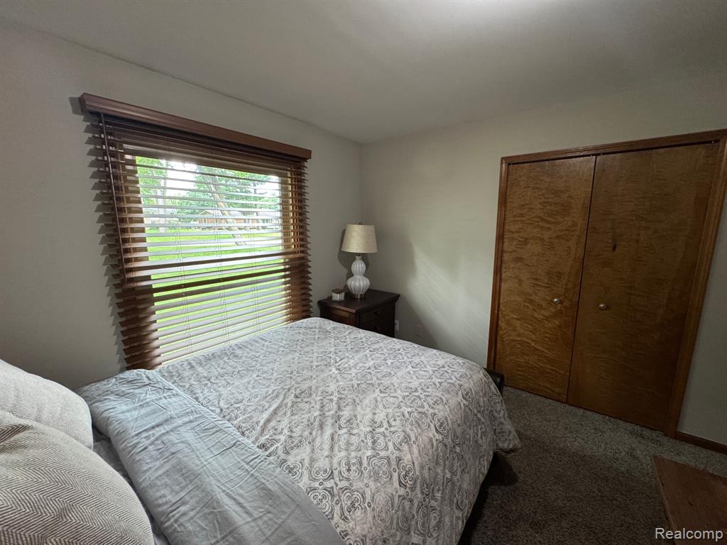 5851 Kingfisher Lane, Clarkston, MI — Photo 36