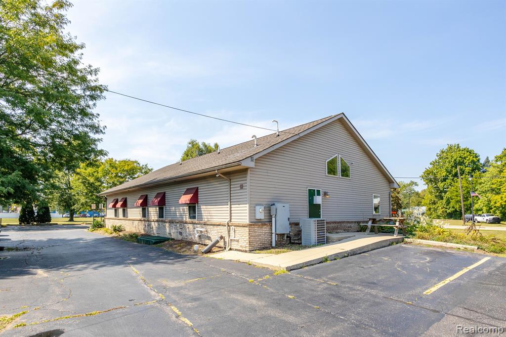 37235 GODDARD Road, Romulus, MI 48174 — Photo 42