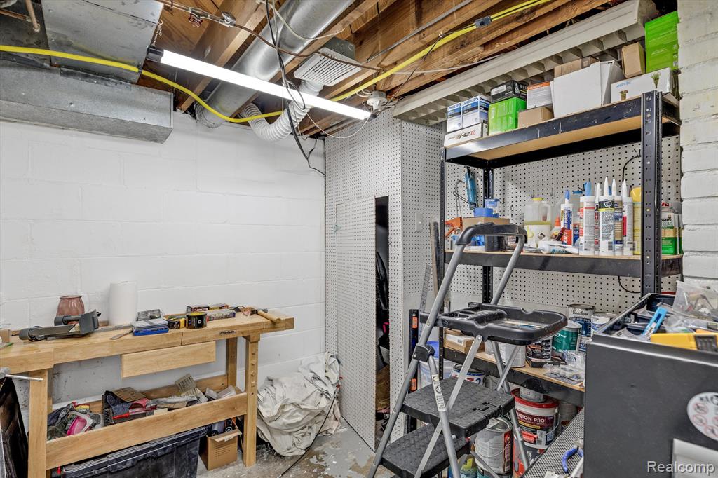 820 N BLAIR Avenue, Royal Oak, MI 48067 — Photo 45