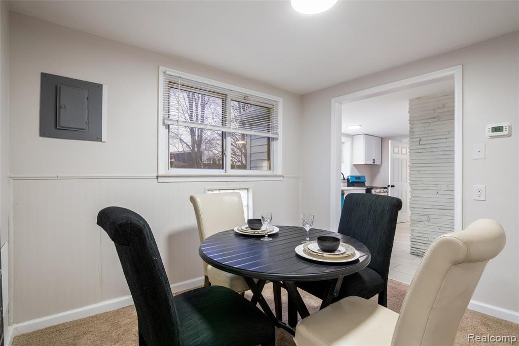 8210 Westpoint Street, Taylor, MI 48180 — Photo 15