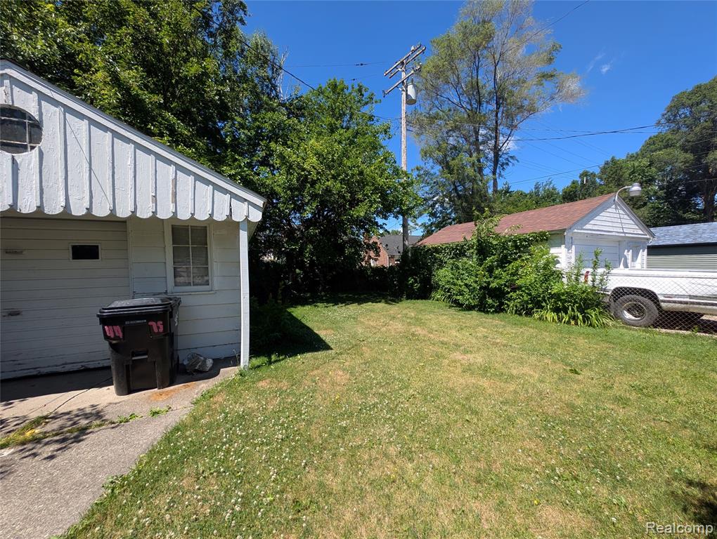 4475 Grayton Street, Detroit, MI 48224 — Photo 3