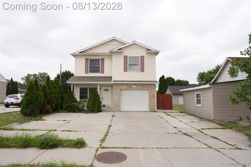 2018 John R Road, Troy, MI 48083