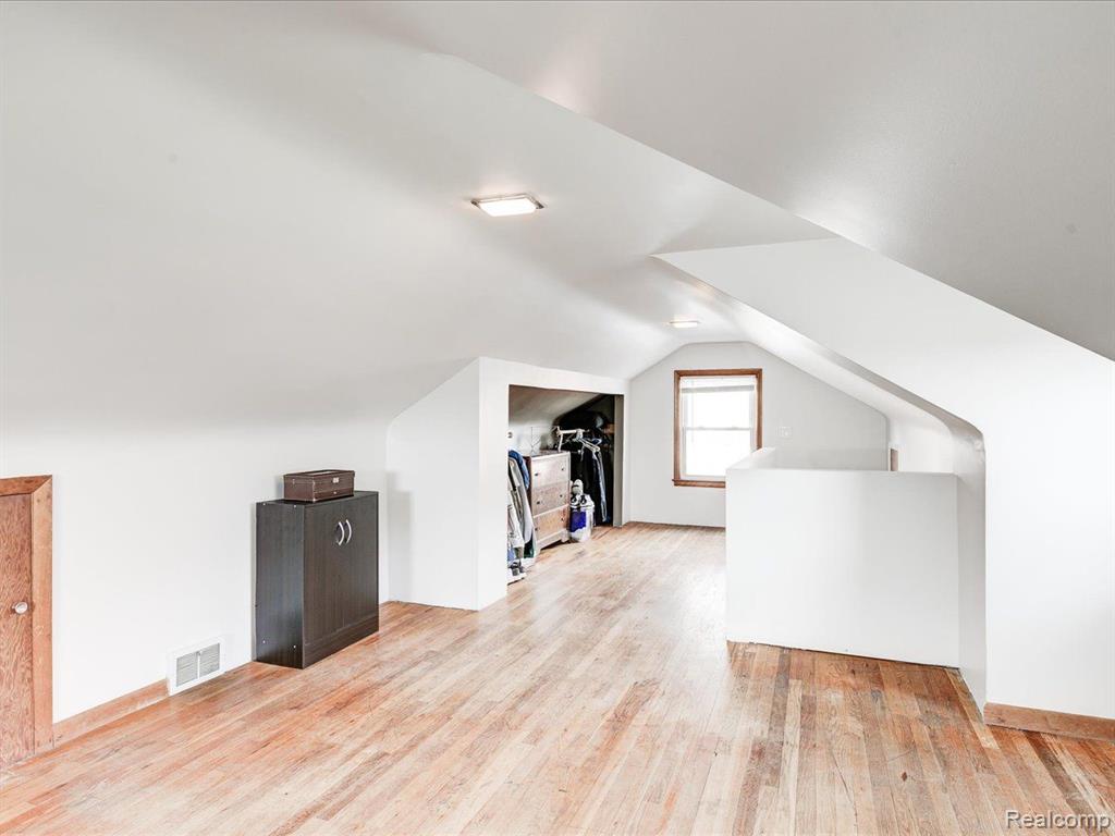 4316 PINE GROVE Avenue, Fort Gratiot, MI 48059 — Photo 19