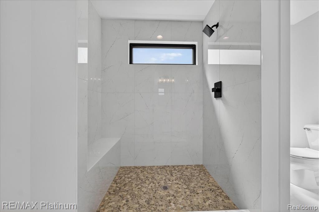 1309 Walloon Way, Orion, MI — Photo 23