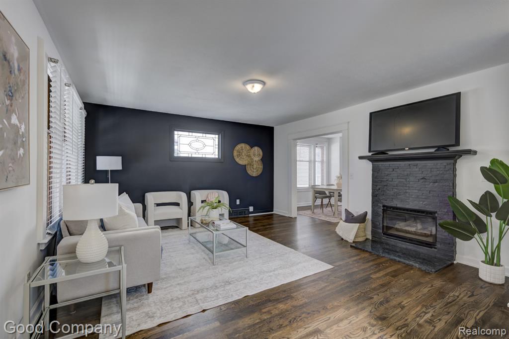 713 S Pleasant Street, Royal Oak, MI 48067 — Photo 2
