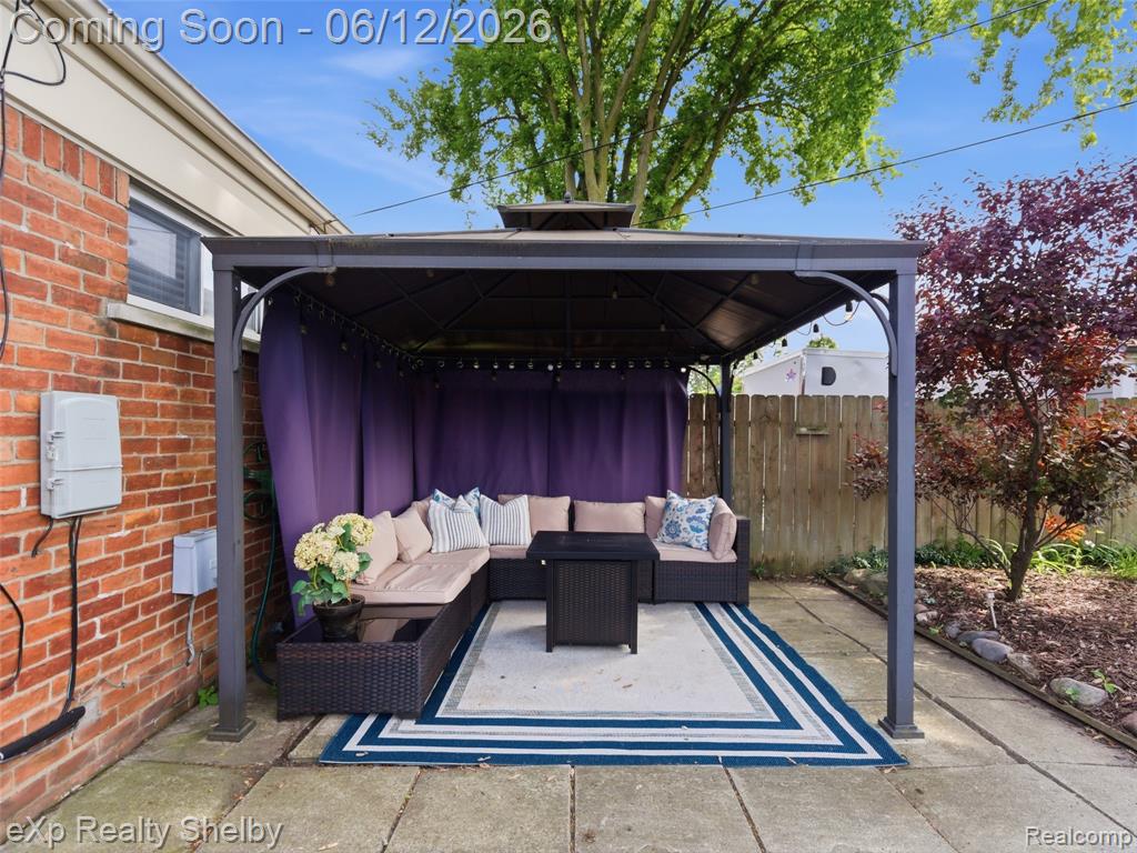 29451 Mark Avenue, Madison Heights, MI 48071 — Photo 34