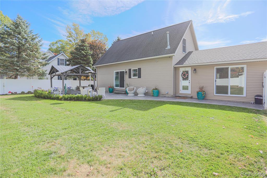 5230 Robinwood Drive, Clyde, MI 48049 — Photo 10