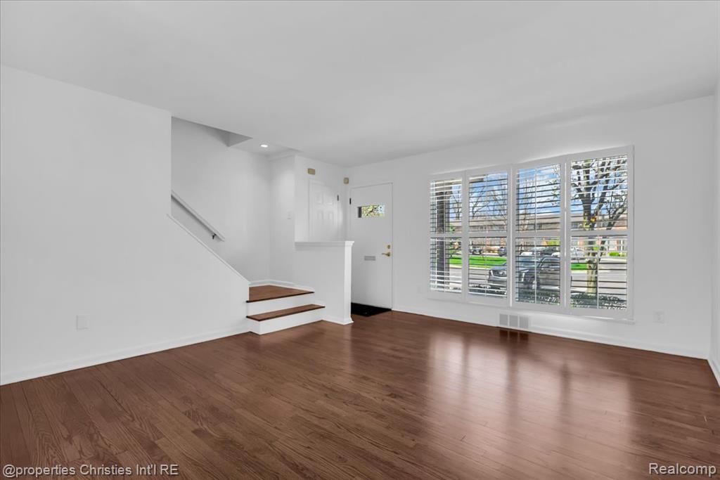 1035 N Old Woodward Avenue, 5, Birmingham, MI 48009 — Photo 3