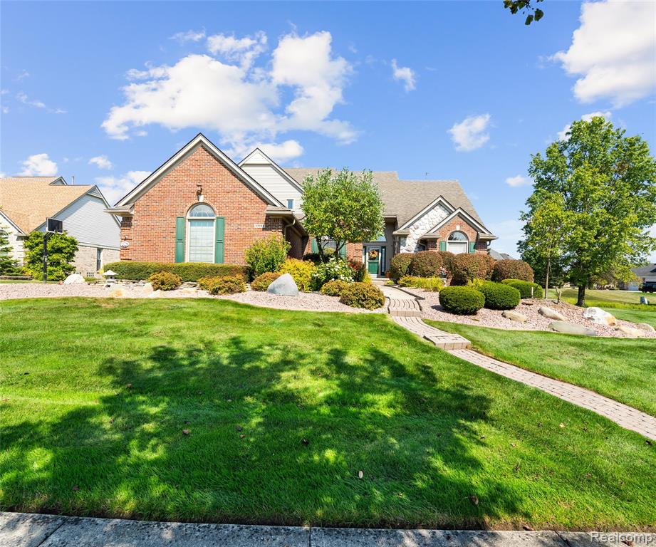 49068 Poppleton Court, Canton, MI 48187 — Photo 9