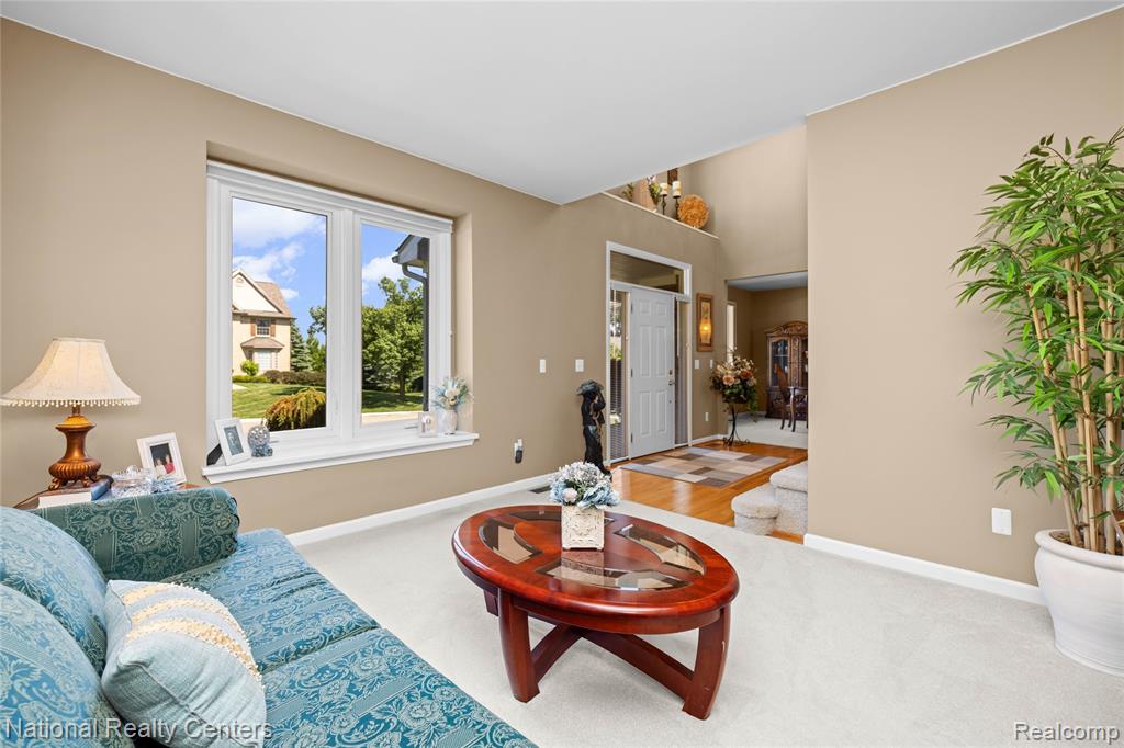 4577 Darlene Drive, Commerce Twp, MI 48382 — Photo 22