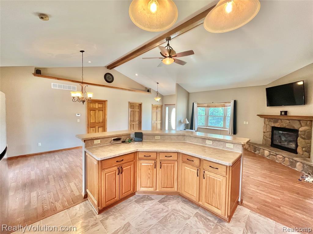 5885 Skyview Drive, Imlay City, MI 48444 — Photo 8