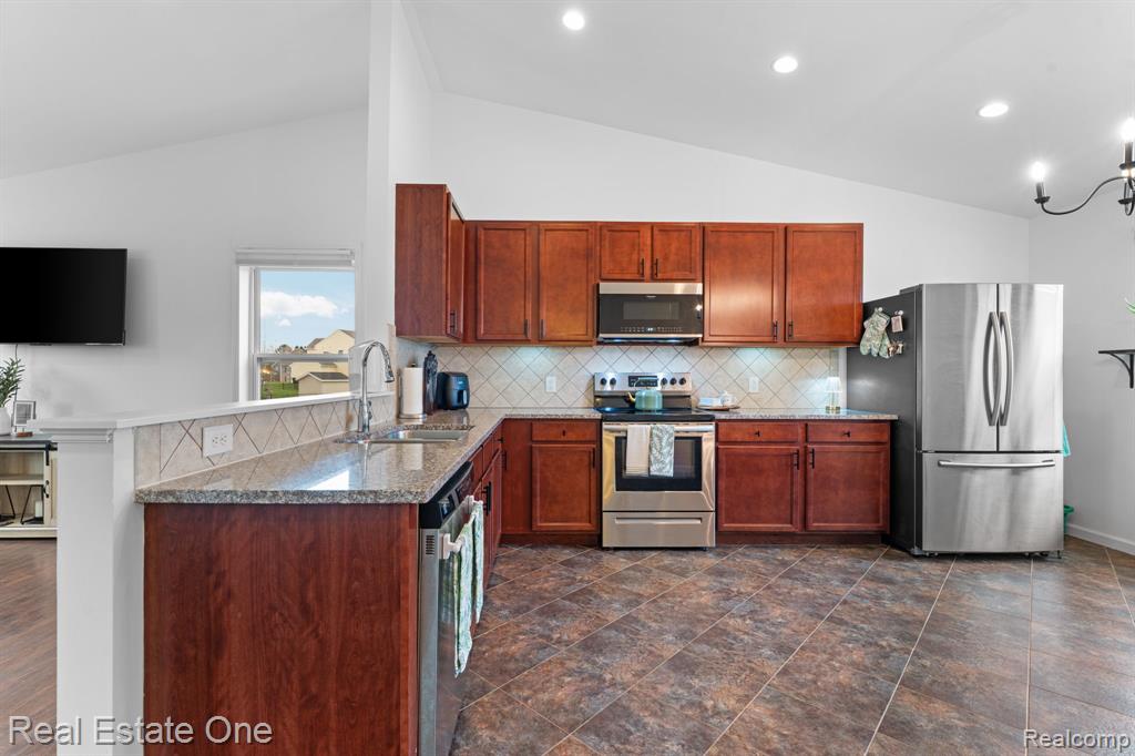3513 Amber Oaks Drive, Howell, MI 48855 — Photo 10