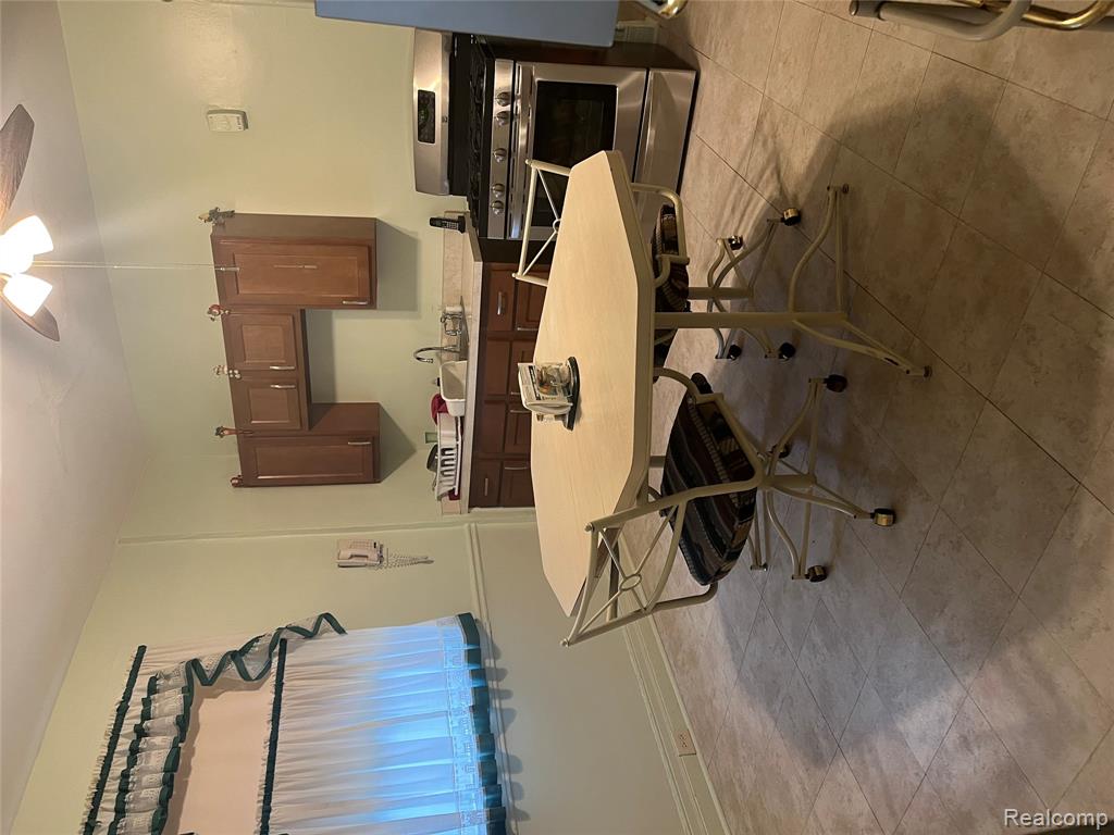 5326 Belvidere Street, Detroit, MI 48213 — Photo 7