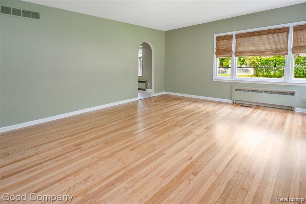 312 Dover Road, Waterford, MI 48328 — Photo 10