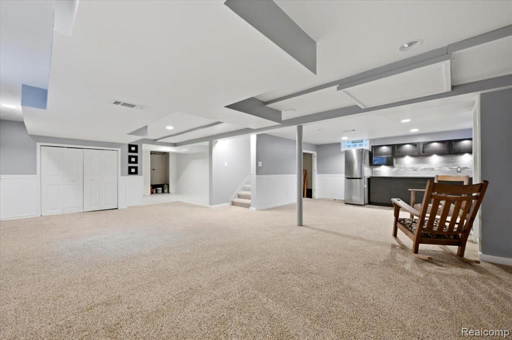 431 Colonial Court, Grosse Pointe Farms, MI 48236 — Photo 43